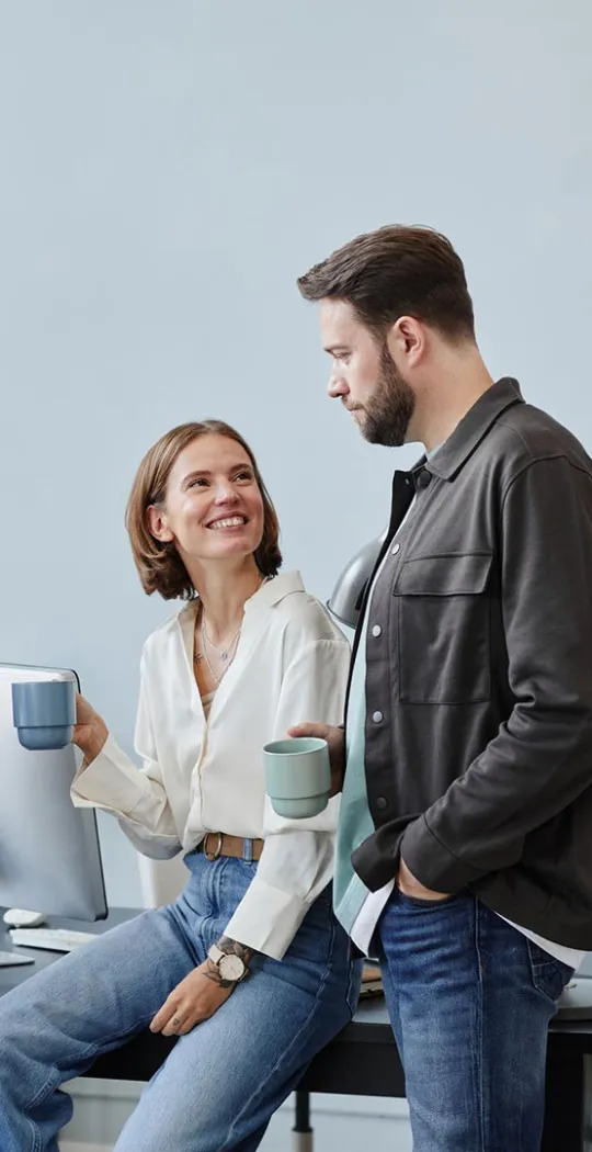 Kollegen in der Kaffeepause.